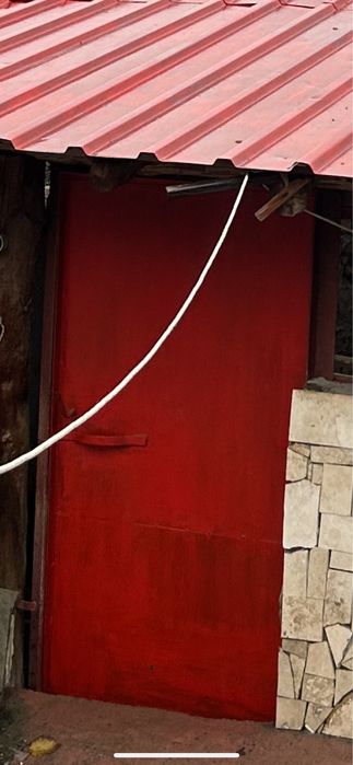 Метална желязна врата с касата