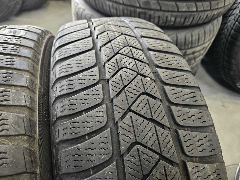 4 Anvelope de IARNA 205.50.17 'Pirelli' [dot 2020]; stare buna