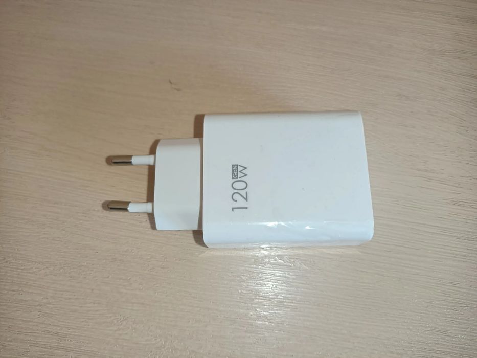 Încărcător rapid 120w