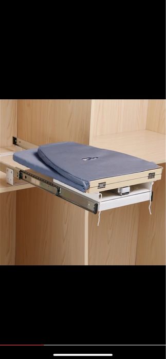 Masa de calcat-incorporabila