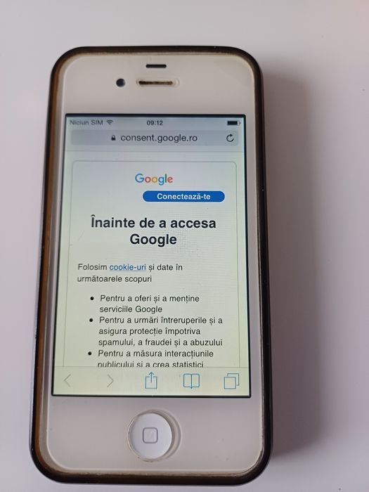 Vând Iphone 4,în stare bună de funcționare