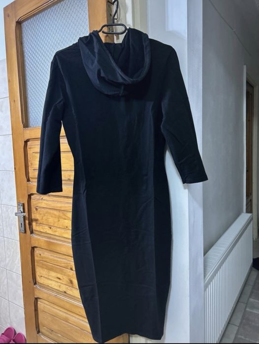 Rochii lungi foarte buna,L