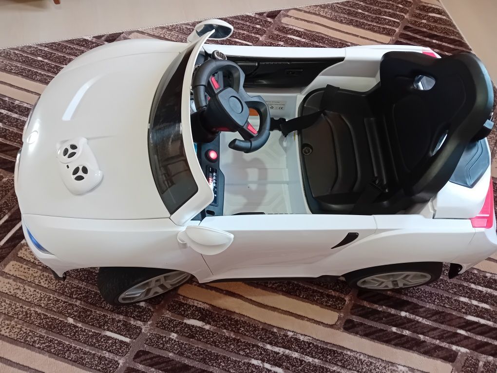 Акумулаторна кола BMW