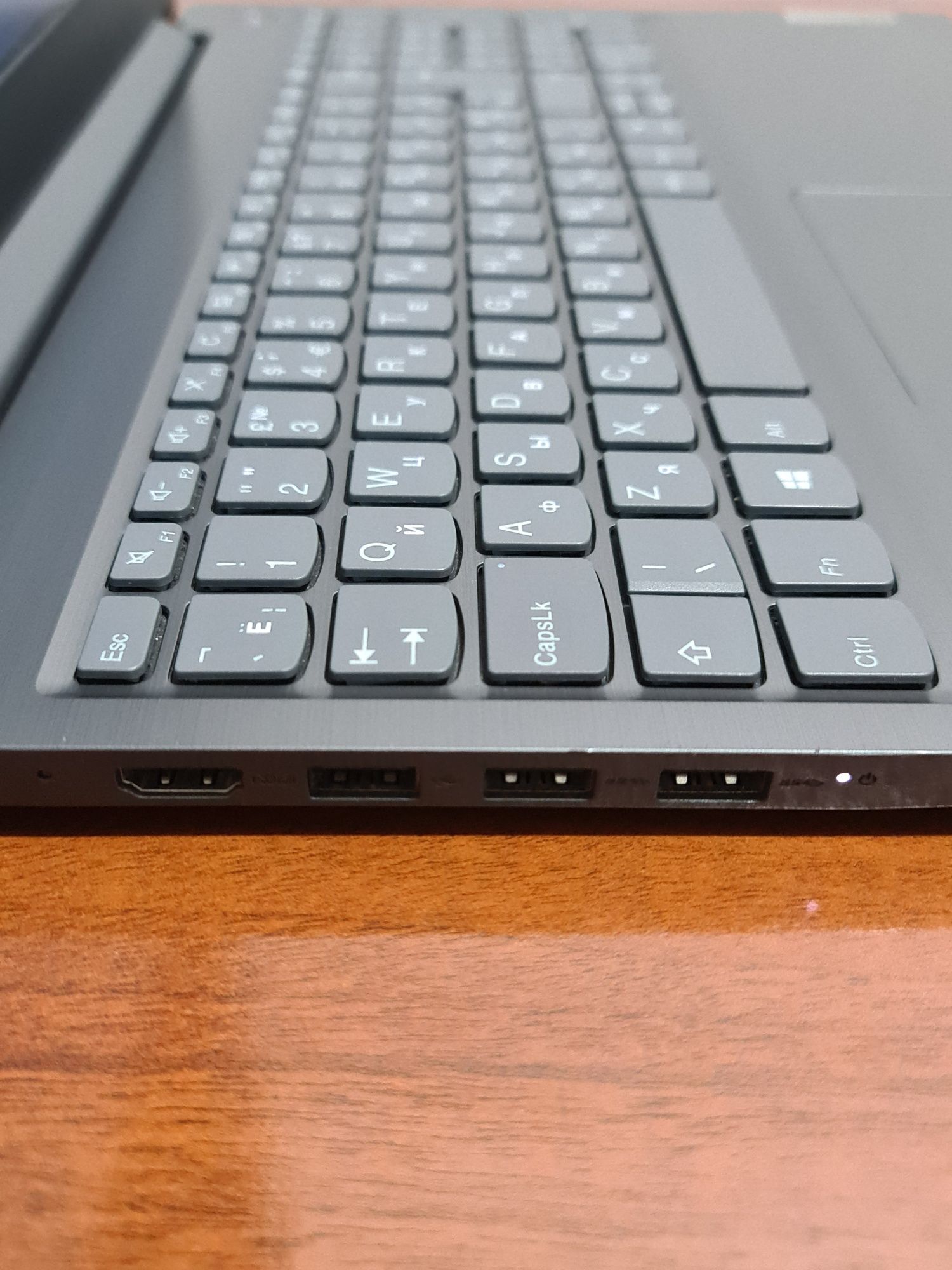 Lenovo v15 G1 Notebook