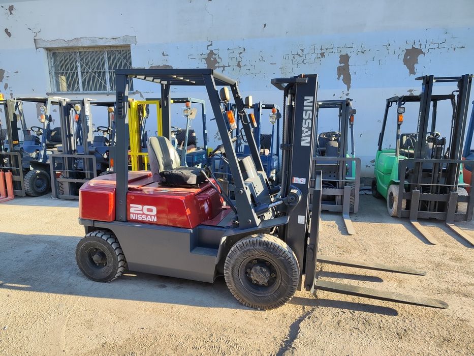 Продам вилочный погрузчик. Кара