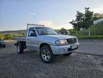 Mazda b 2500       .