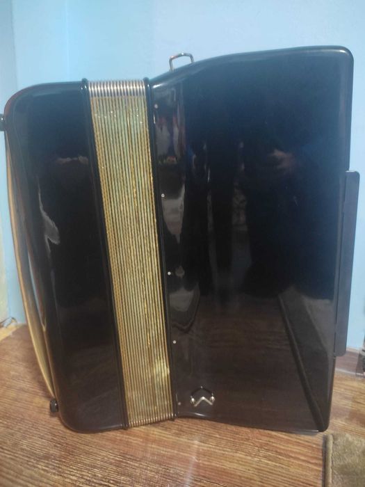 Acordeon Hohner de vânzare