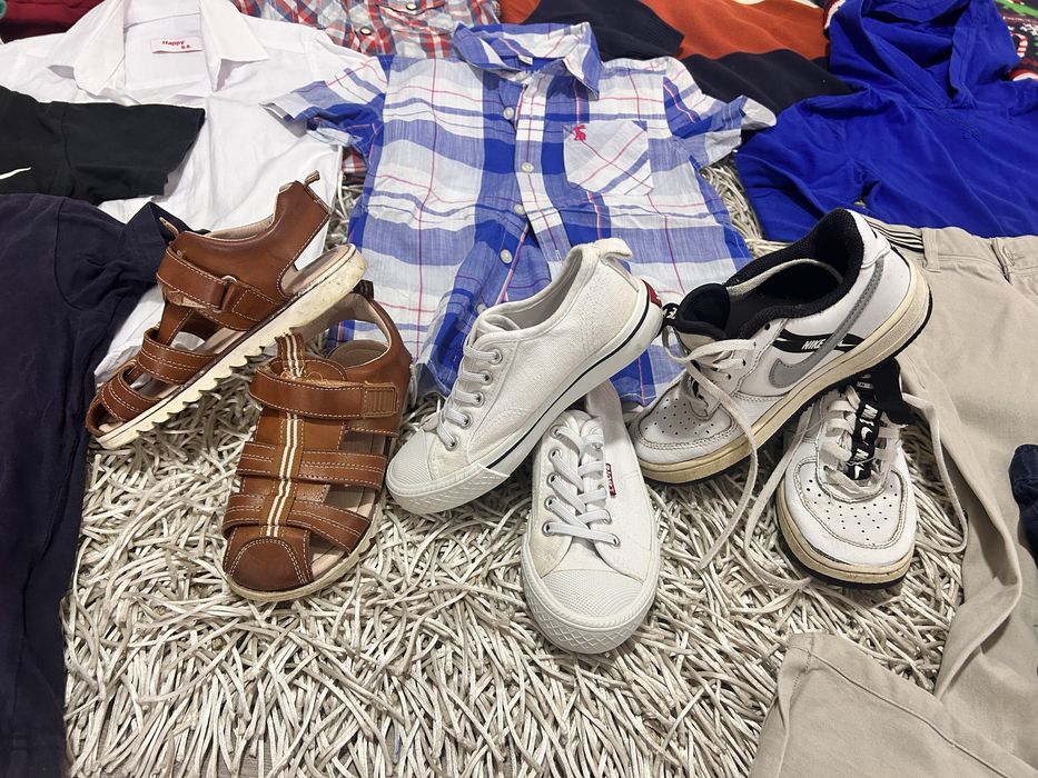 Lot haine baiat 6-7 ani