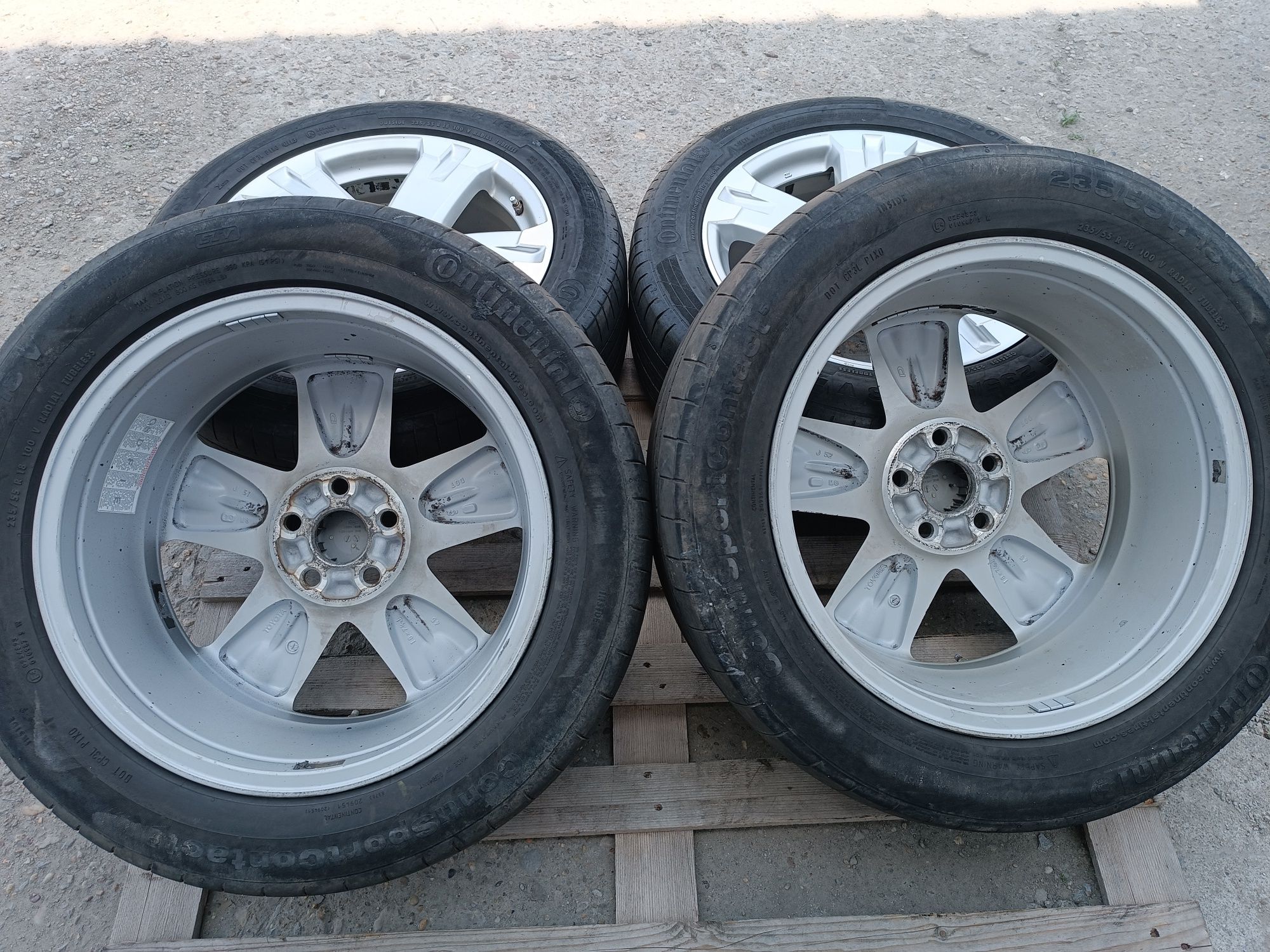 Лети джанти 18ки 5х114.3 Toyota + летни гуми 235/55/18 Continental