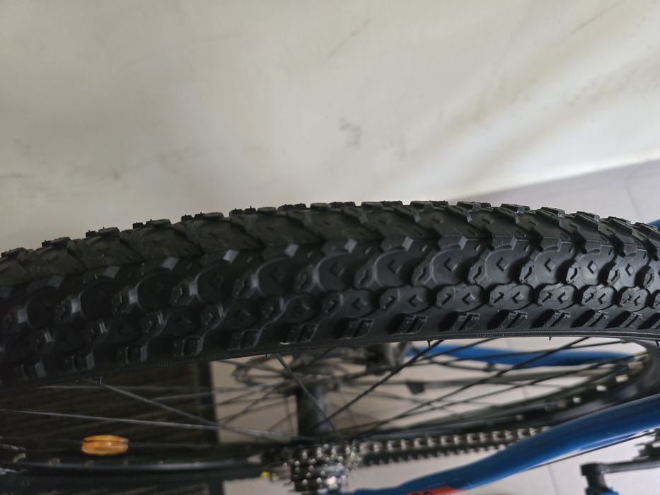 Mountain bike DHS full shimano roti pe 29"