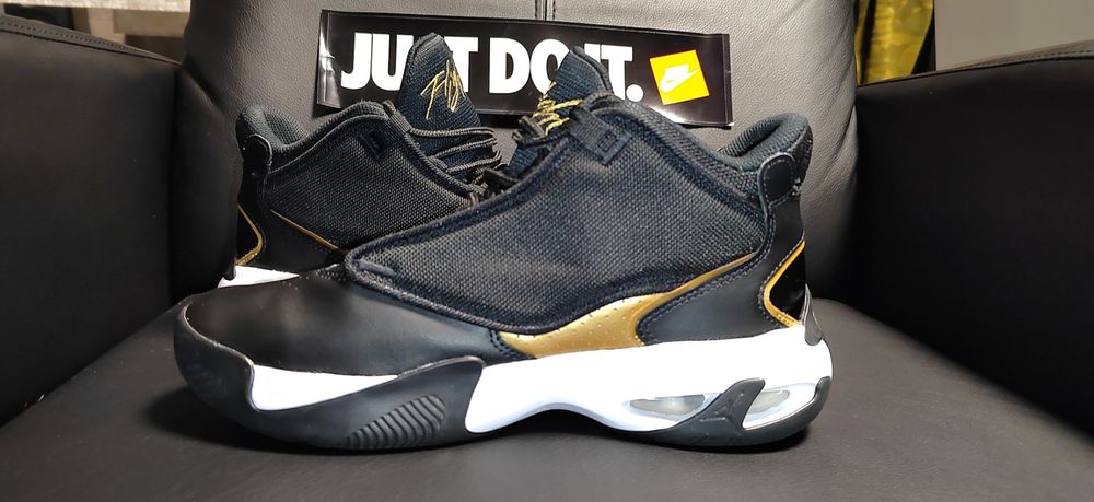 Nike Air Jordan Max Aura 4, номер 40