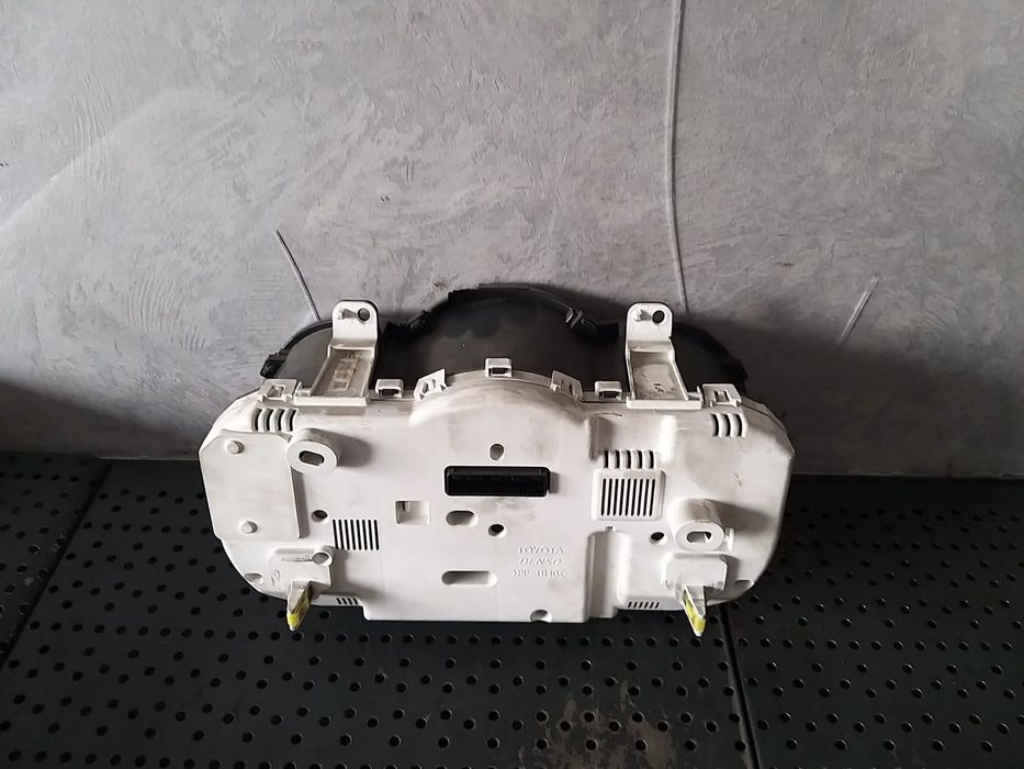 Ceasuri bord diesel toyota rav 4 a3 8380042d03 2574403330