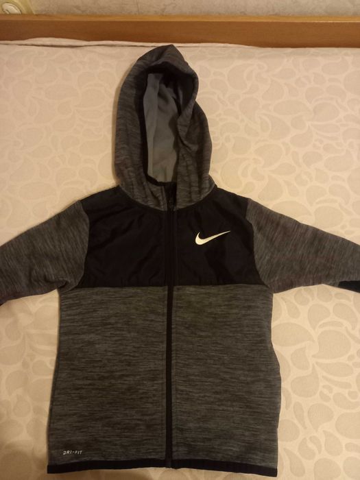 Детски суичър Nike-104см