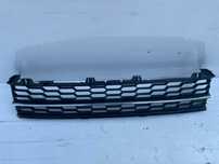 Grila inferioara bara fata Skoda Superb 3 2015+ impecabila originala