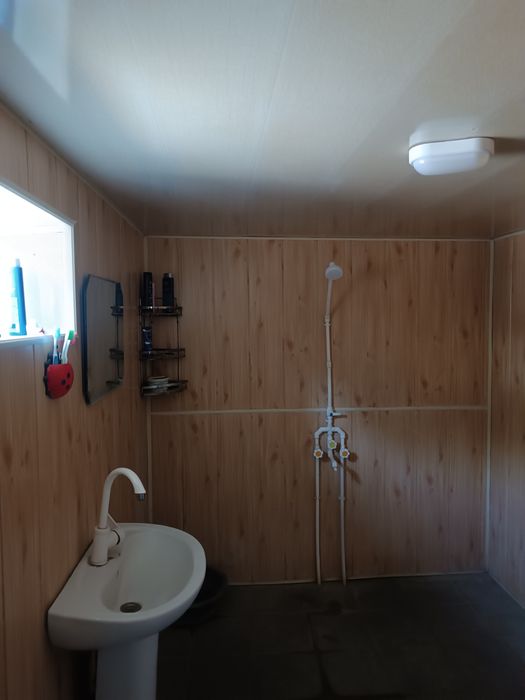 Ховли уй Сотилади.