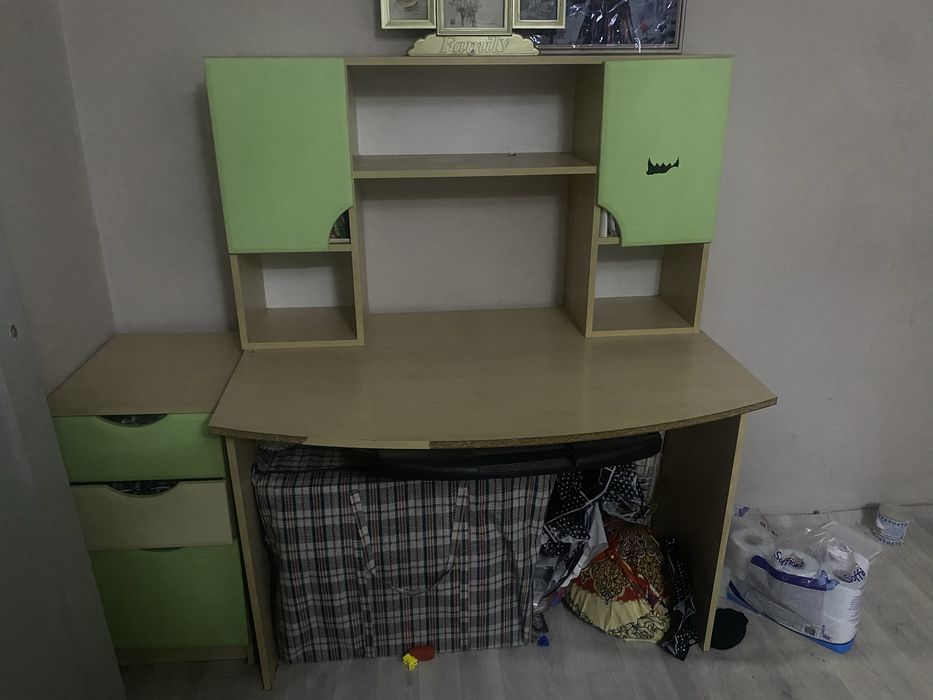 компютерьный стол за 25000тг