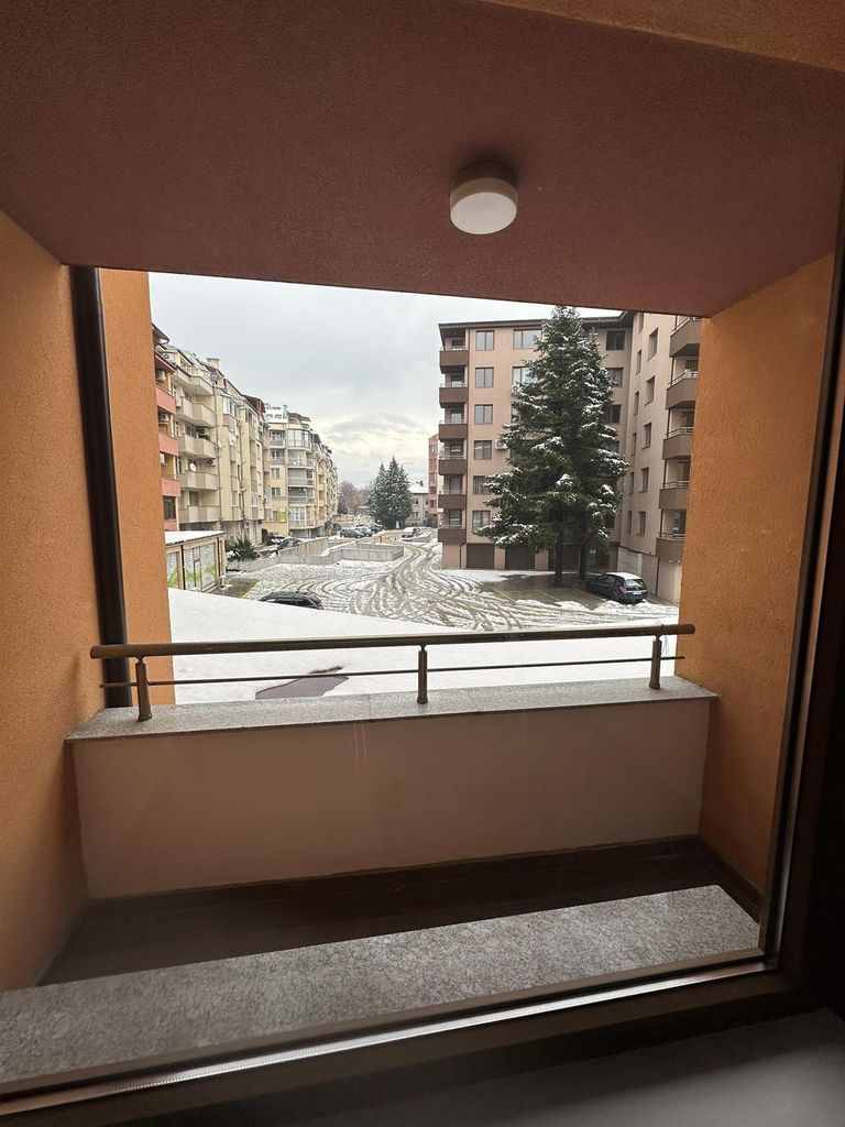 Продава се Двустаен апартамент в Разлог - 55 кв.м за 1455 €/кв.м - Снимка #3