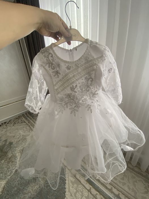 Детский платье белый