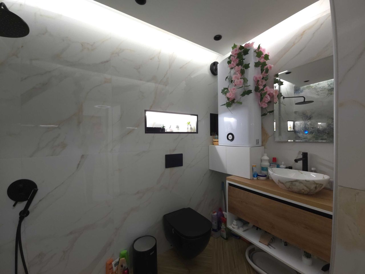 Продава се Двустаен апартамент в София, Малинова долина - 65 кв.м за 2539 €/кв.м - Снимка #7