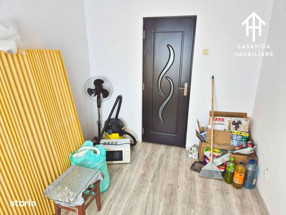 De vanzare apartament 3 camere mobilat si utilat, zona Unic