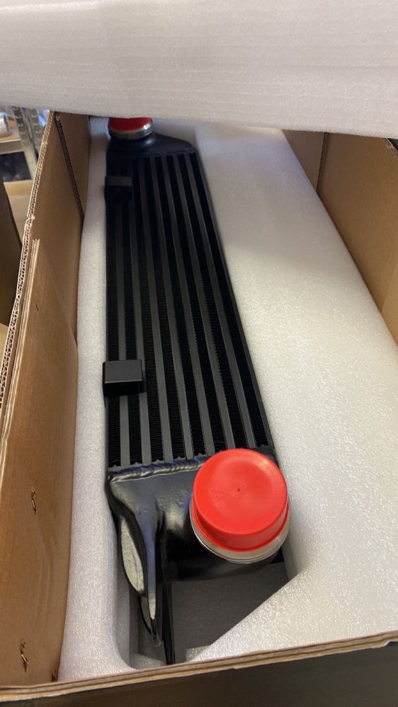 Интеркулер е60 E60 Intercooler  TurboworkBMW 535d 525d 530D 635D 535i