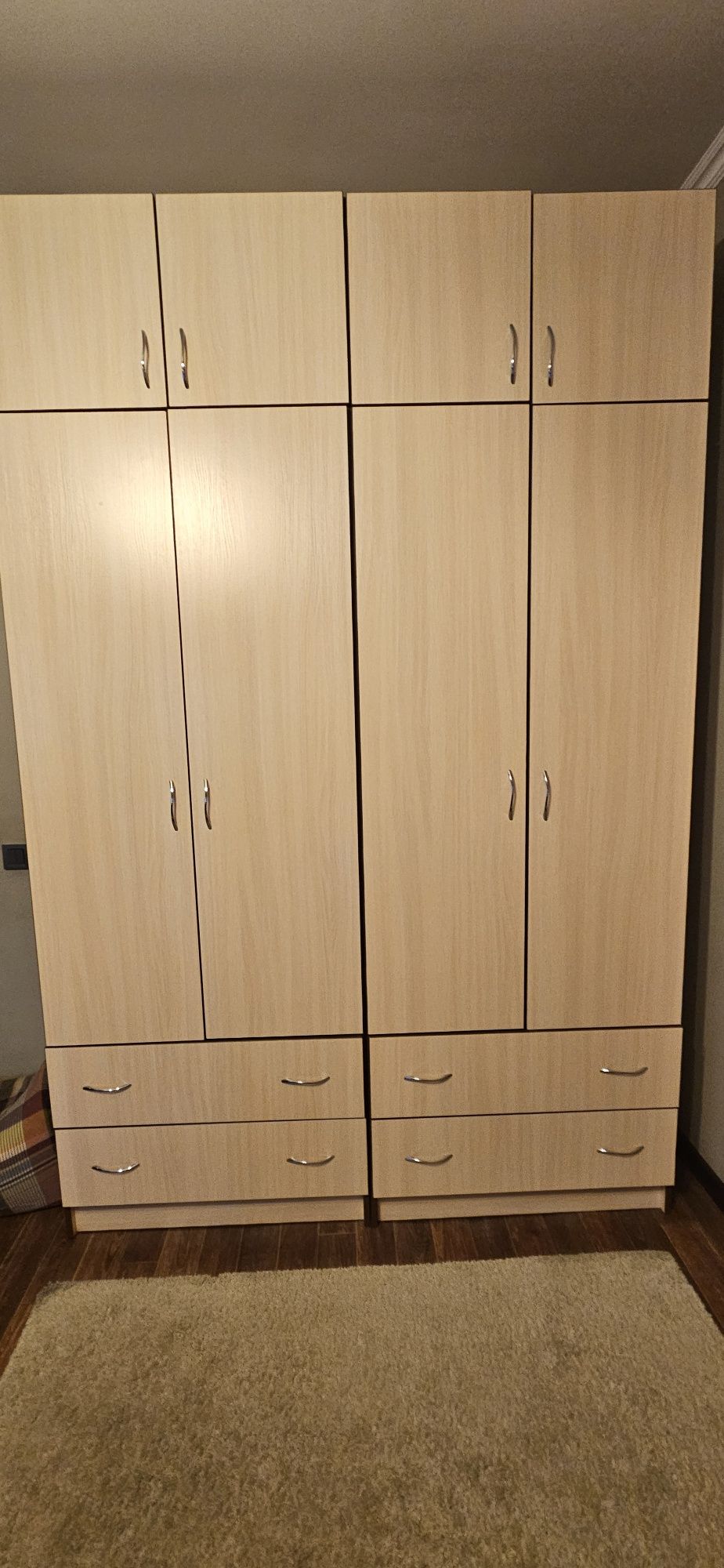 Продам шкаф для одежды  б/у