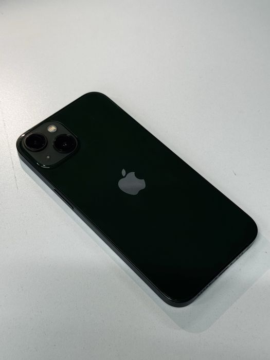 Айфон 13,зеленый цвет