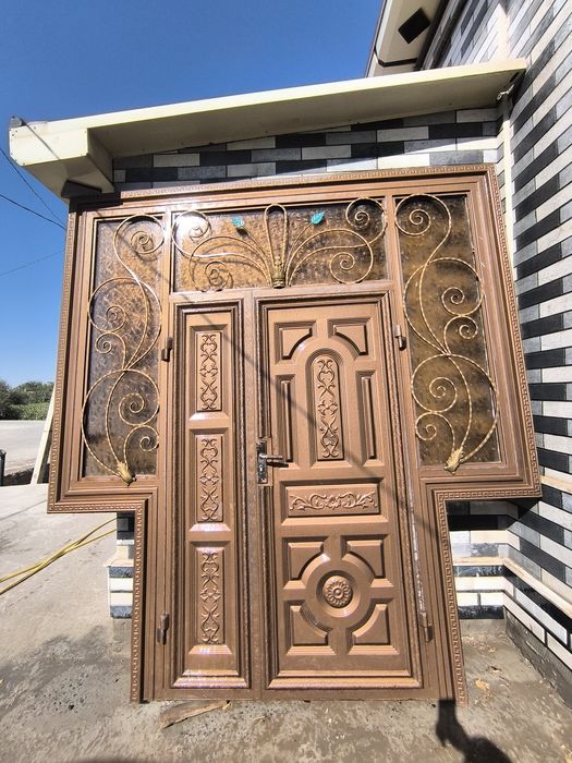 Дарвоза сотилади