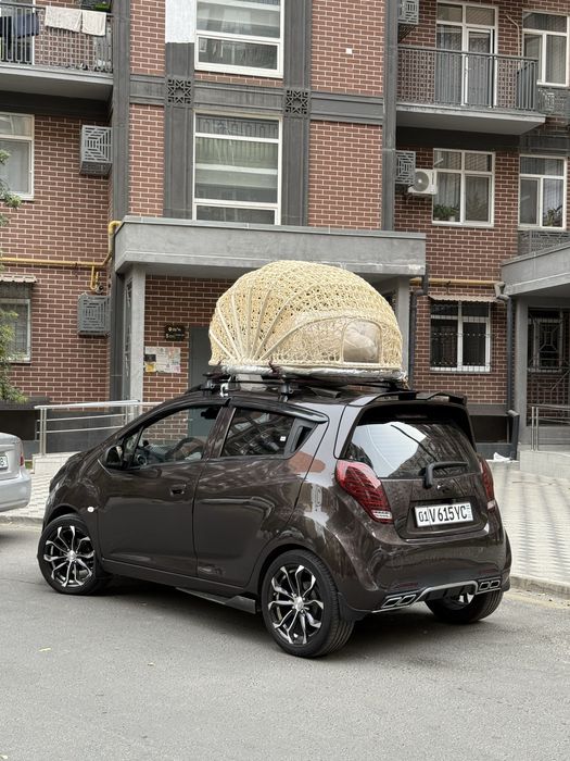 R16 Spark diska sotiladi yoki 14,15 laga obmenam bor