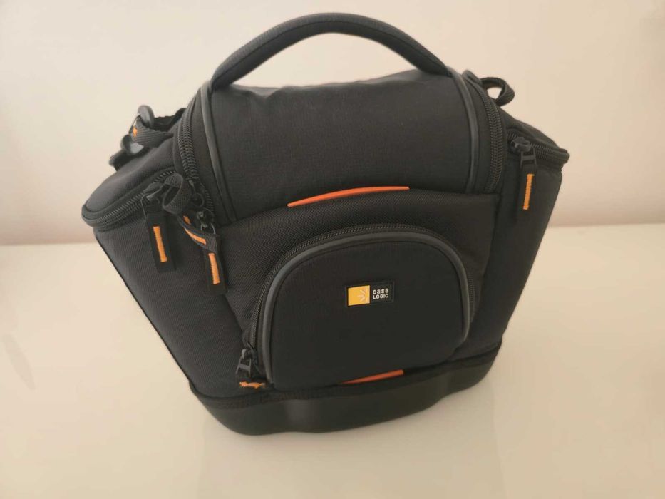 Nikon D5300 + obiectiv 18-55mm + 55-300mm