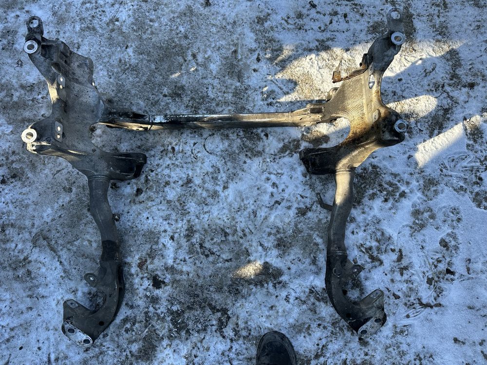 Jug cadru motor audi a4 b8 b8.5 8t0399315