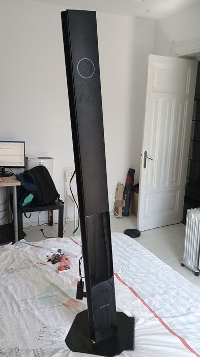 Vând boxă turn Bluetooth