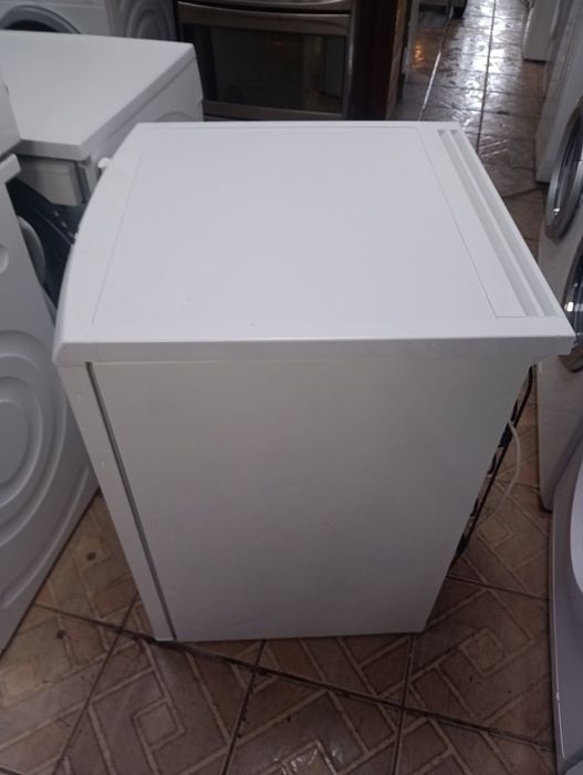 Като нов малък фризер с 4 чекмеджета АЕГ Aeg No Frost 2години гаранция