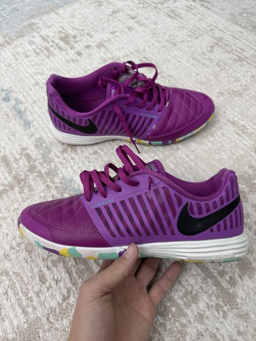 Футзаки Lunar Gato