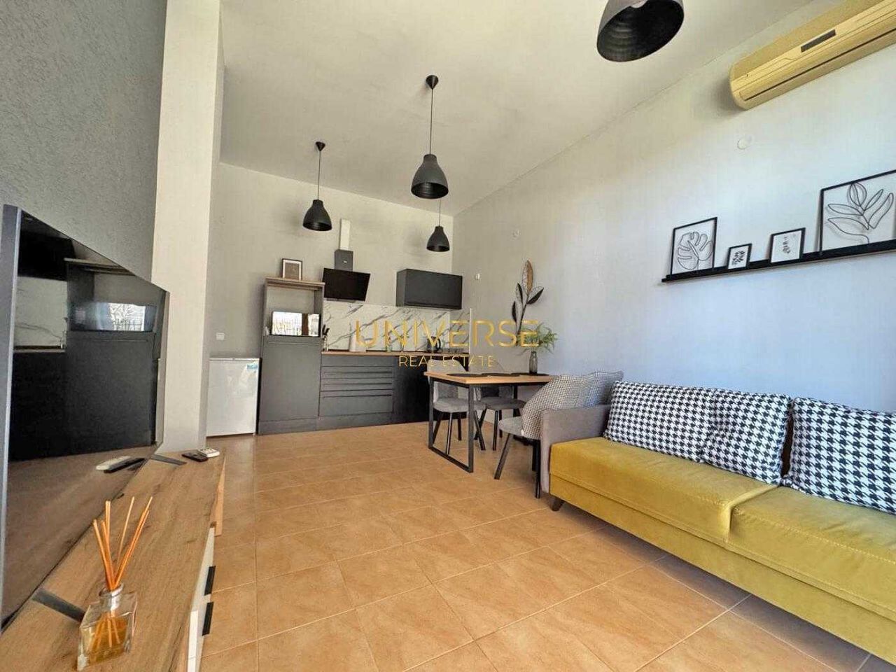 Продава се Двустаен апартамент в Свети Влас - 48 кв.м за 1469 €/кв.м - Снимка #3