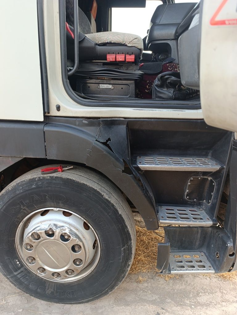 Volvo Fh12 pritsepom