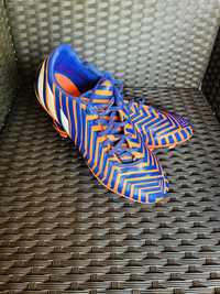 Ghete fotbal Adidas Predator