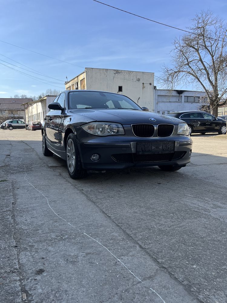 BMW seria  1 an 2006