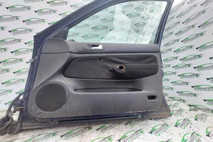 Usa / Portiera fata dreapta Volkswagen VW Golf a 4-a generatie