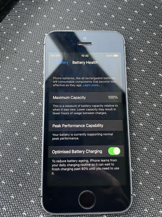 Iphone SE  Първа  Генерация