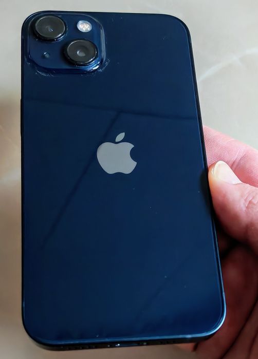 IPhone 13 5G Midnight 128 GB impecabil, baterie 100 % + cadou !