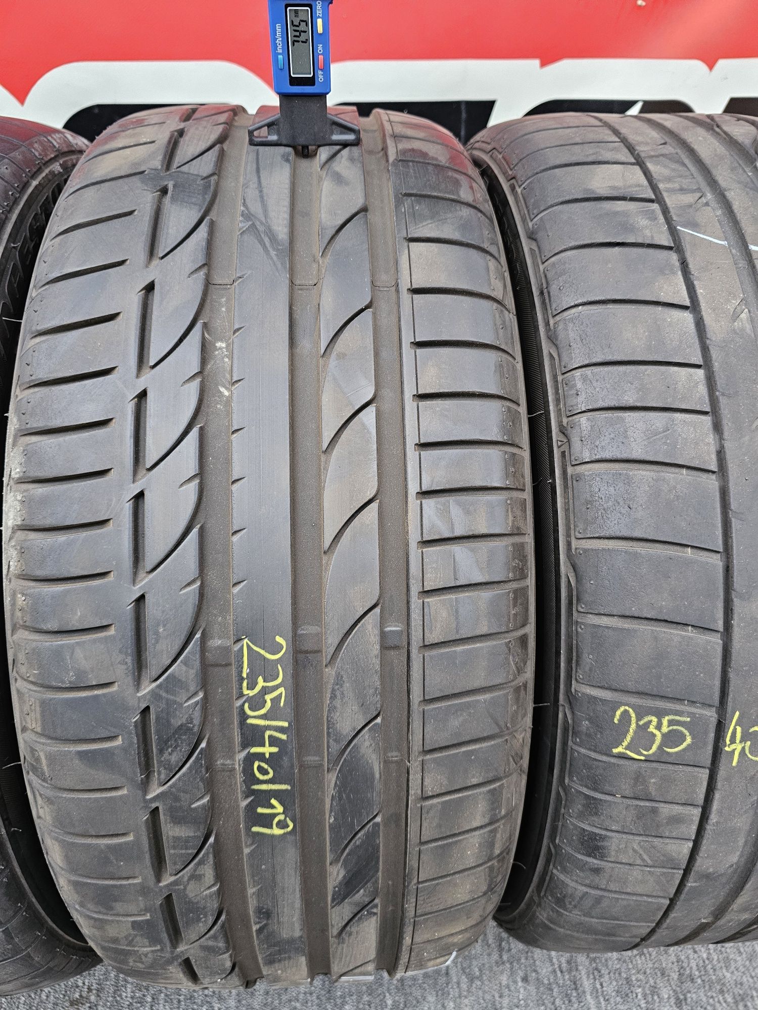 Anvelope De Vara / Cauciucuri De Vara 235- 40- 19”