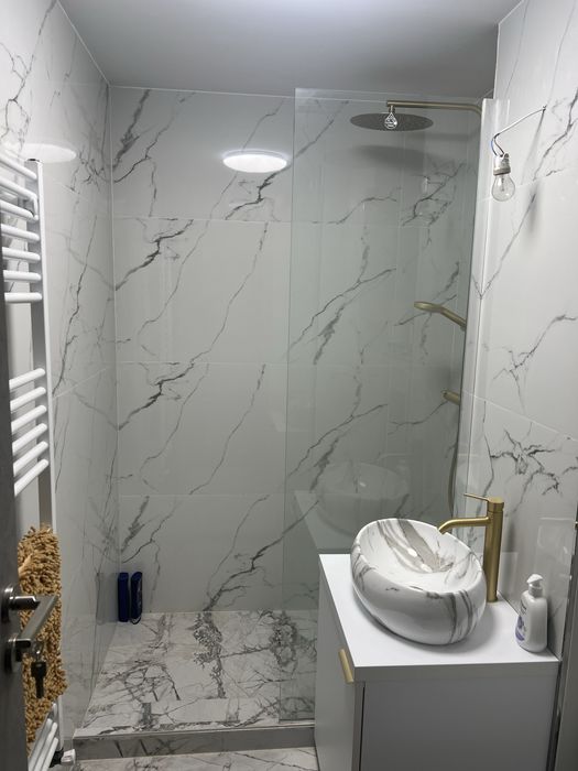Apartament 54 mp !