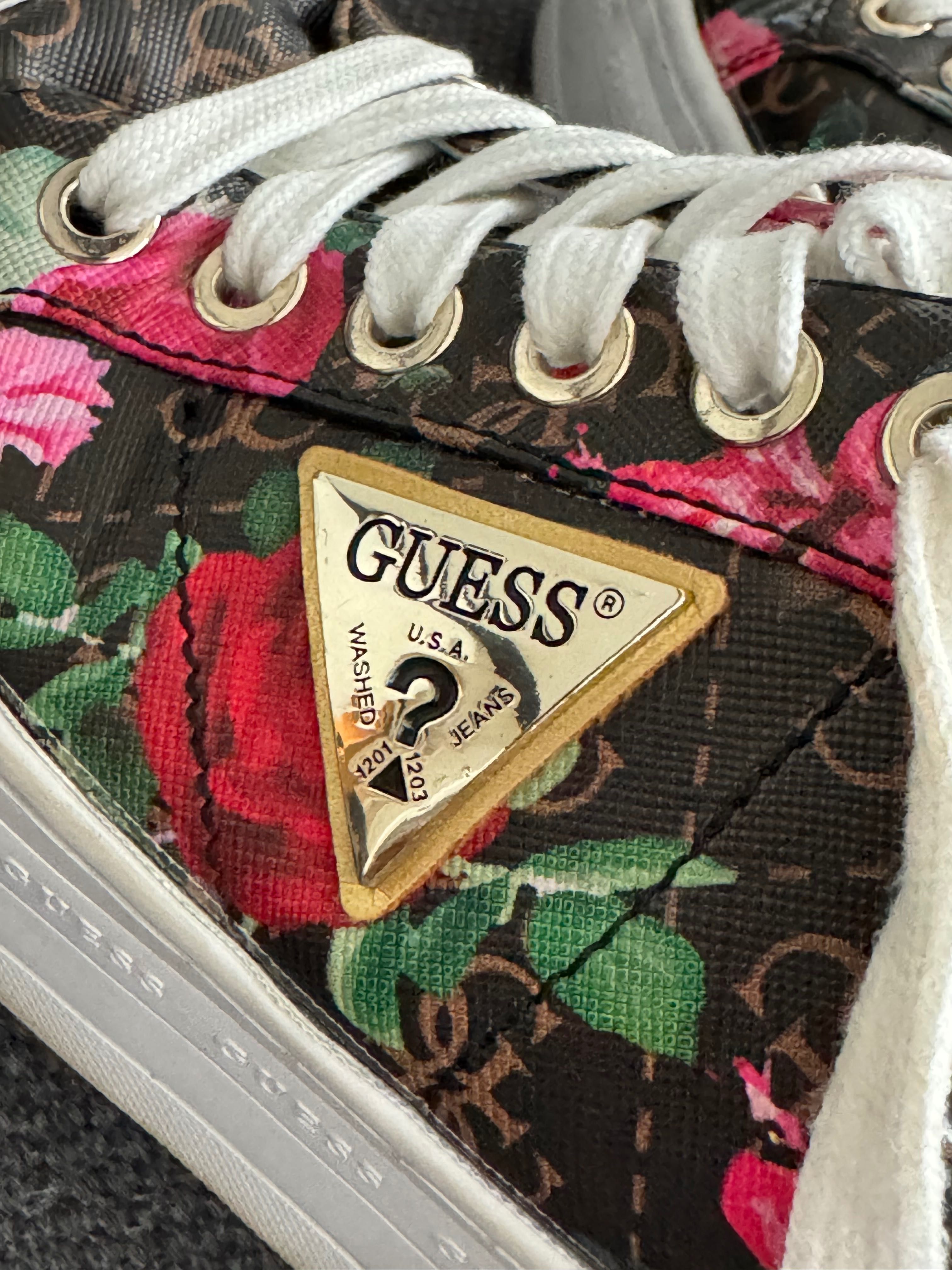 Дамски маратонки Guess