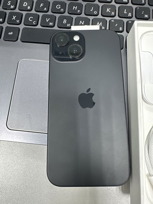 Продам iPhone 15