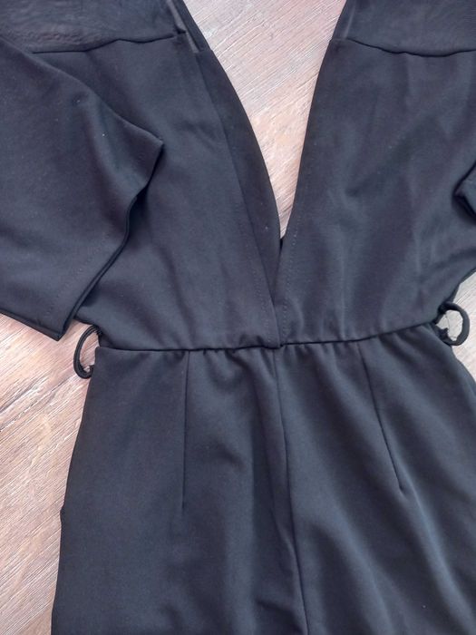 Официален гащеризон