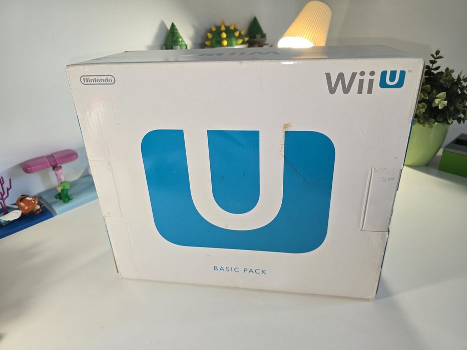 Nintendo WiiU - Nib (new in box)