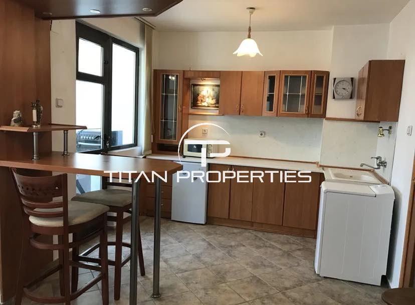 Дава се под наем Тристаен апартамент в Варна, Генералите - 90 кв.м за 700 € - Снимка #1