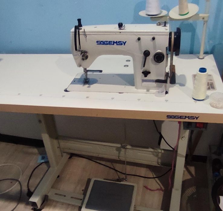 Джемси зикзак машинкасы.