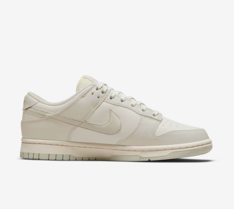 Nike dunk bone white
